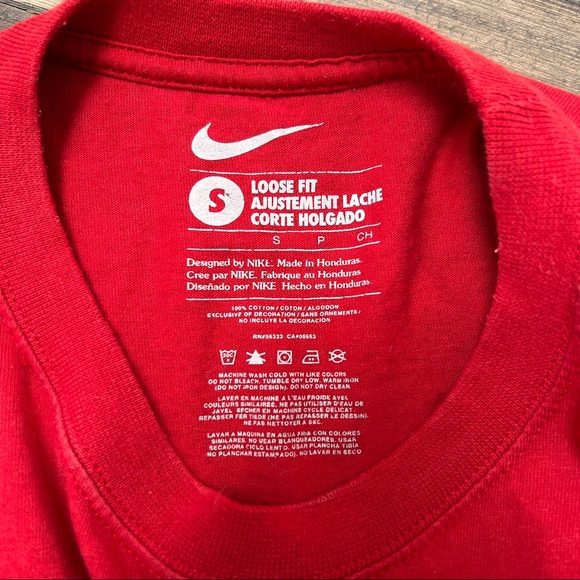 Vintage Red Nike T Shirt - Picture 4 of 4
